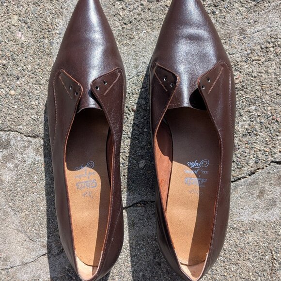 Görtz Shoes - Vintage Shoes Brown Flats Pointy toe German Görtz Womens 10.5